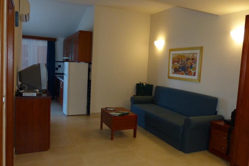 Apartments Punta Veli Losinj Room photo